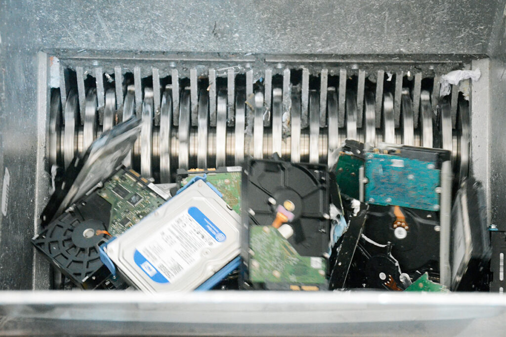 destruction de disque dur par broyage
